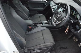 AUDI Q3 2.0 TDI 35 S line SUV 5dr Diesel S Tronic Euro 6 (s/s) (150 ps)
