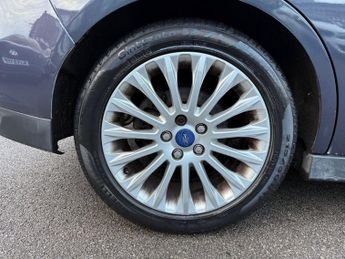 FORD C-MAX 2.0 TDCi Titanium MPV 5dr Diesel Powershift Euro 5 (140 ps)