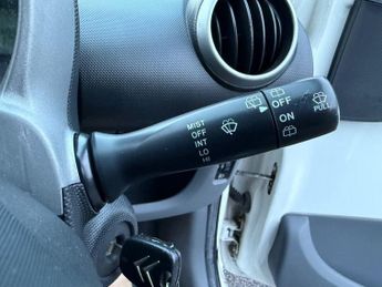 CITROEN C1 1.0i Splash Hatchback 3dr Petrol Manual Euro 4 (68 ps)