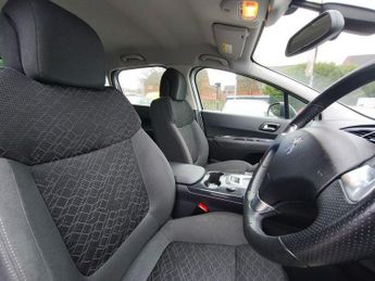 PEUGEOT 3008 1.6 HDi Active SUV 5dr Diesel ETG Euro 5 (s/s) (115 ps)