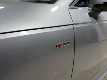 AUDI A4 2.0 TDI S line Saloon 4dr Diesel S Tronic quattro Euro 6 (s/s) (