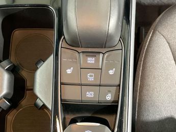 HYUNDAI IONIQ 38.3kWh Premium Hatchback 5dr Electric Auto (136 ps)