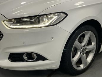 FORD MONDEO 2.0T EcoBoost Titanium Hatchback 5dr Petrol Auto Euro 6 (s/s) (2