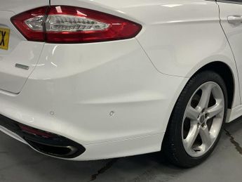 FORD MONDEO 2.0T EcoBoost Titanium Hatchback 5dr Petrol Auto Euro 6 (s/s) (2