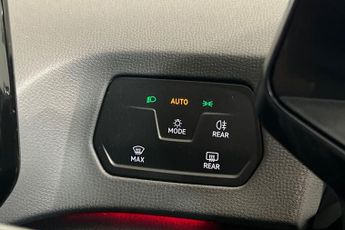 VOLKSWAGEN ID.3 Pro Performance 58kWh Life Hatchback 5dr Electric Auto (204 ps) 