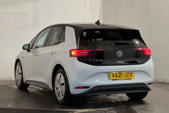 VOLKSWAGEN ID.3 Pro Performance 58kWh Family Hatchback 5dr Electric Auto (204 ps