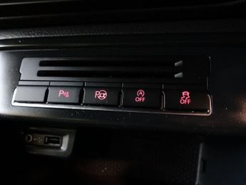 VOLKSWAGEN TIGUAN 2.0 TDI BlueMotion Tech R-Line SUV 5dr Diesel DSG 4WD Euro 6 (s/