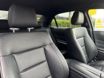 MERCEDES-BENZ E-CLASS 3.0 E350 V6 BlueTEC AMG Night Edition Saloon 4dr Diesel G-Tronic