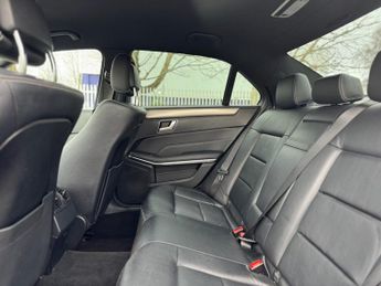 MERCEDES-BENZ E-CLASS 3.0 E350 V6 BlueTEC AMG Night Edition Saloon 4dr Diesel G-Tronic