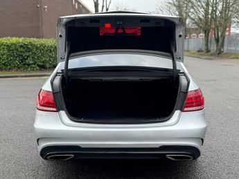 MERCEDES-BENZ E-CLASS 3.0 E350 V6 BlueTEC AMG Night Edition Saloon 4dr Diesel G-Tronic