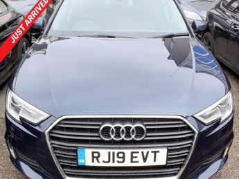 Audi A3 AUTOMATIC 1.5 TFSI CoD 35 Sport Sportback 5dr Petrol S Tronic Eu