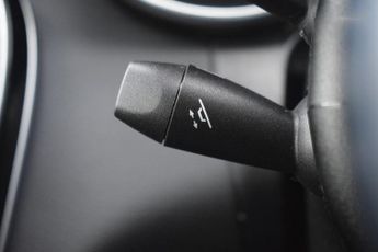 MERCEDES-BENZ C-CLASS 2.0 C220d AMG Line (Premium) Cabriolet 2dr Diesel G-Tronic+ Euro