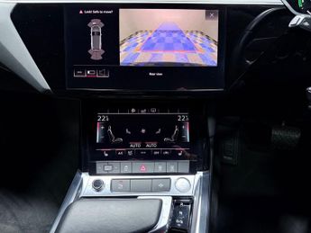 AUDI E-TRON 50 Technik SUV 5dr Electric Auto quattro 71.2kWh (313 ps)