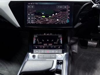 AUDI E-TRON 50 Technik SUV 5dr Electric Auto quattro 71.2kWh (313 ps)