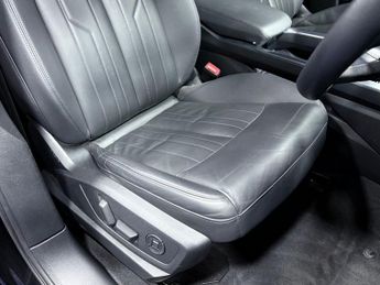 AUDI E-TRON 50 Technik SUV 5dr Electric Auto quattro 71.2kWh (313 ps)