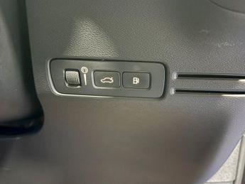 VOLVO XC40 1.5h T4 Recharge 10.7kWh Inscription SUV 5dr Petrol Plug-in Hybr