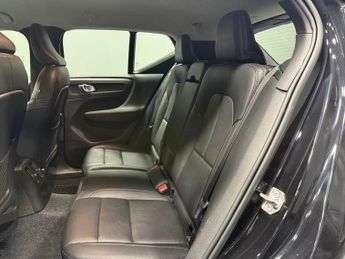 VOLVO XC40 1.5h T4 Recharge 10.7kWh Inscription SUV 5dr Petrol Plug-in Hybr