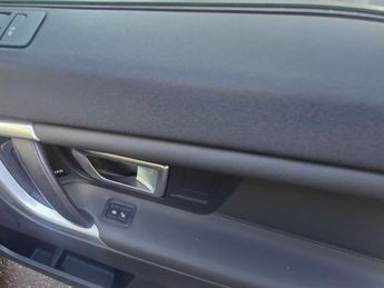 LAND ROVER DISCOVERY SPORT 2.0 TD4 HSE Black SUV 5dr Diesel Auto 4WD Euro 6 (s/s) (180 ps)