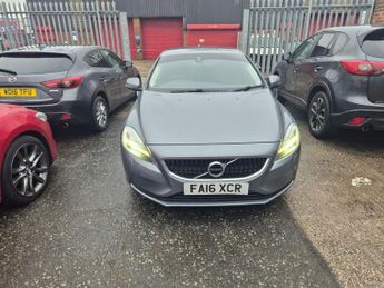 Volvo V40 2.0 D2 Momentum Hatchback 5dr Diesel Manual Euro 6 (s/s) (120 ps