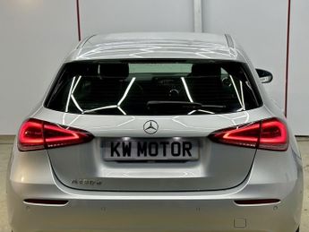 MERCEDES-BENZ A-CLASS 1.5 A180d Sport (Executive) Hatchback 5dr Diesel 7G-DCT Euro 6 (