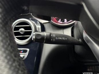 MERCEDES-BENZ C-CLASS 2.1 C220d AMG Line Saloon 4dr Diesel 7G-Tronic+ Euro 6 (s/s) (17