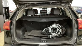 KIA NIRO 64kWh 3 SUV 5dr Electric Auto (201 bhp)