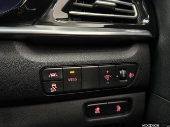 KIA NIRO 64kWh 3 SUV 5dr Electric Auto (201 bhp)