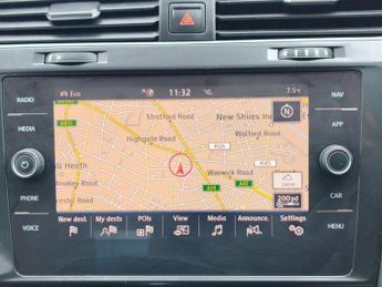 VOLKSWAGEN E-GOLF 35.8kWh e-Golf Hatchback 5dr Electric Auto (136 ps)