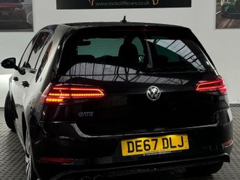 VOLKSWAGEN GOLF 1.4 TSI 8.7kWh GTE Advance Hatchback 5dr Petrol Plug-in Hybrid D