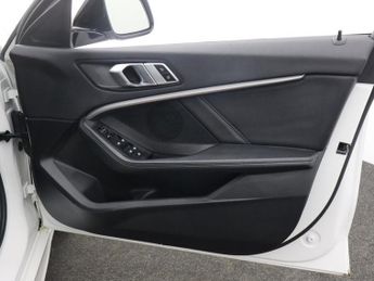 BMW 1 SERIES 1.5 118i M Sport Hatchback 5dr Petrol DCT Euro 6 (s/s) (140 ps)