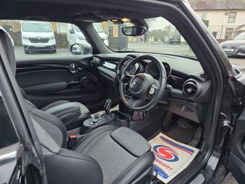 MINI Electric Hatch Cooper SE 32.6kWh Level 2 Hatchback 3dr Electric Auto (184 ps)