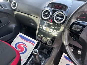 VAUXHALL CORSA 1.4 16V SRi Hatchback 3dr Petrol Manual Euro 5 (A/C) (100 ps)