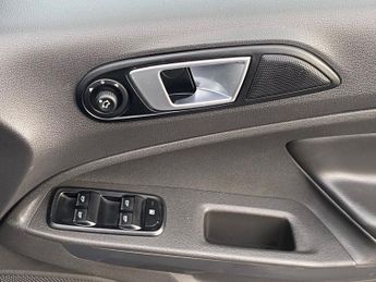 FORD ECOSPORT 1.0T EcoBoost Titanium SUV 5dr Petrol Manual 2WD Euro 5 (s/s) (1