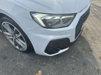 AUDI A1 1.5 TFSI 35 Vorsprung Sportback 5dr Petrol S Tronic Euro 6 (s/s)