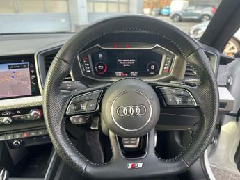 AUDI A1 1.5 TFSI 35 Vorsprung Sportback 5dr Petrol S Tronic Euro 6 (s/s)