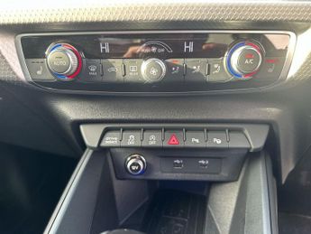 AUDI A1 1.5 TFSI 35 Vorsprung Sportback 5dr Petrol S Tronic Euro 6 (s/s)