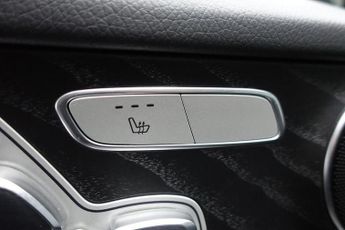 MERCEDES-BENZ GLC 2.0 GLC250 AMG Line (Premium) SUV 5dr Petrol G-Tronic+ 4MATIC Eu