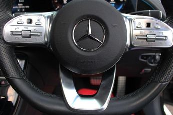 MERCEDES-BENZ EQC EQC 400 80kWh AMG Line (Premium Plus) SUV 5dr Electric Auto 4MAT