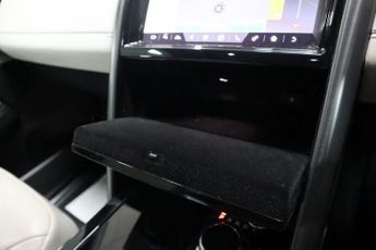 LAND ROVER DISCOVERY 2.0 SD4 HSE SUV 5dr Diesel Auto 4WD Euro 6 (s/s) (240 ps)