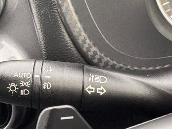 NISSAN JUKE 1.0 DIG-T Tekna SUV 5dr Petrol DCT Auto Euro 6 (s/s) (114 ps)