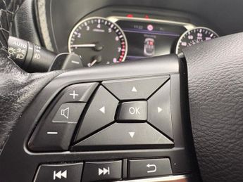 NISSAN JUKE 1.0 DIG-T Tekna SUV 5dr Petrol DCT Auto Euro 6 (s/s) (114 ps)