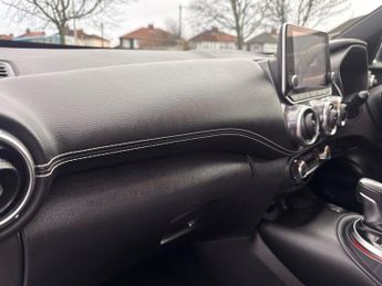 NISSAN JUKE 1.0 DIG-T Tekna SUV 5dr Petrol DCT Auto Euro 6 (s/s) (114 ps)