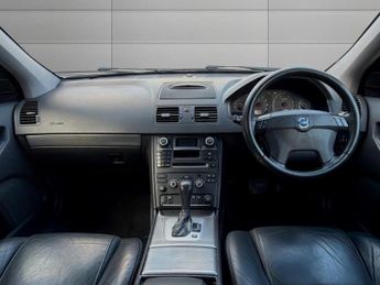 VOLVO XC90 2.4 D5 SE SUV 5dr Diesel Geartronic AWD (239 g/km, 182 bhp)