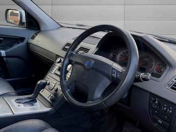 VOLVO XC90 2.4 D5 SE SUV 5dr Diesel Geartronic AWD (239 g/km, 182 bhp)