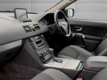 VOLVO XC90 2.4 D5 ES Premium SUV 5dr Diesel Geartronic 4WD Euro 5 (200 ps)