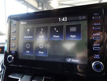 TOYOTA COROLLA 1.8 VVT-h GPF Icon Tech Hatchback 5dr Petrol Hybrid CVT Euro 6 (