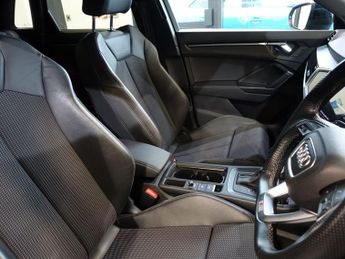 AUDI Q3 1.5 TFSI CoD 35 Black Edition SUV 5dr Petrol S Tronic Euro 6 (s/