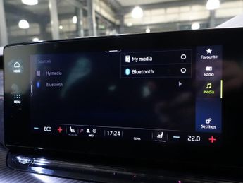 SKODA OCTAVIA 1.4 TSI iV 13kWh vRS Estate 5dr Petrol Plug-in Hybrid DSG Euro 6