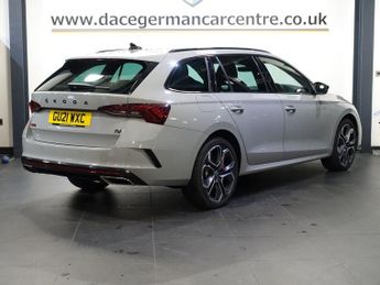 SKODA OCTAVIA 1.4 TSI iV 13kWh vRS Estate 5dr Petrol Plug-in Hybrid DSG Euro 6