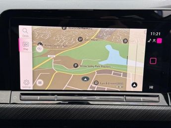 VOLKSWAGEN GOLF 1.5 eTSI MHEV R-Line Hatchback 5dr Petrol Hybrid DSG Euro 6 (s/s